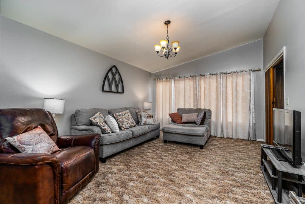 229 Buffalo, Tulia, TX 79088 image 3