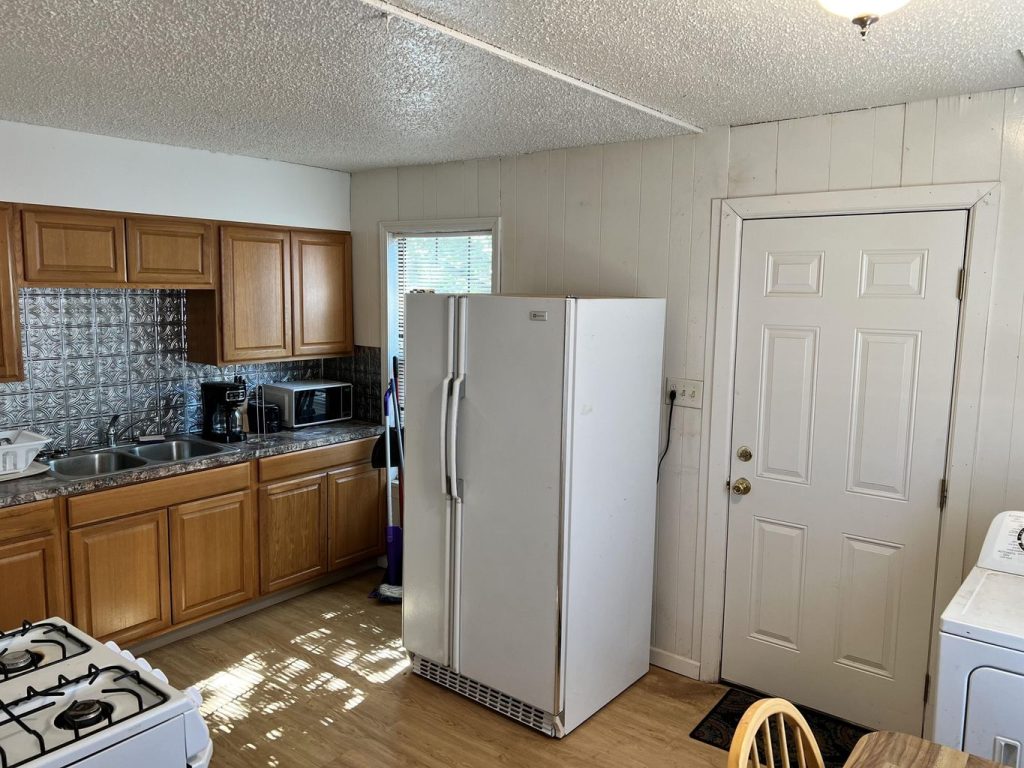717 N Maxwell, Tulia, TX 79088 image 2
