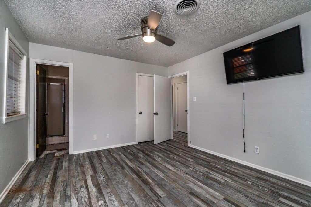 1023 NW 11th St Tulia, TX 79088 image 5