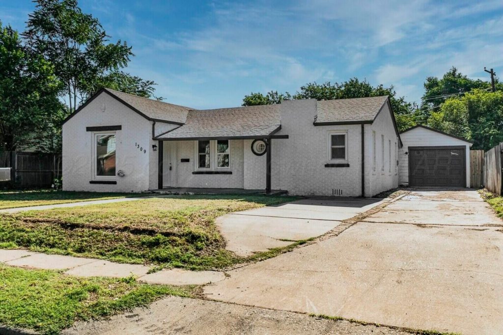 1309 BELLAIRE Street Amarillo, TX 79106-5718 image 2