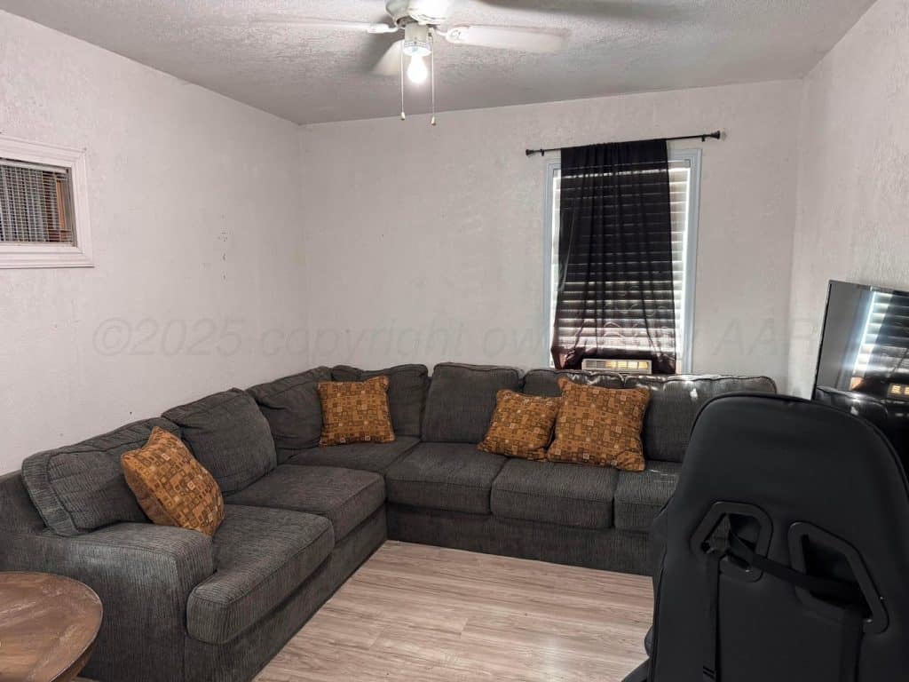 2510 SW 1ST Avenue Amarillo, TX 79106-8118 image 2