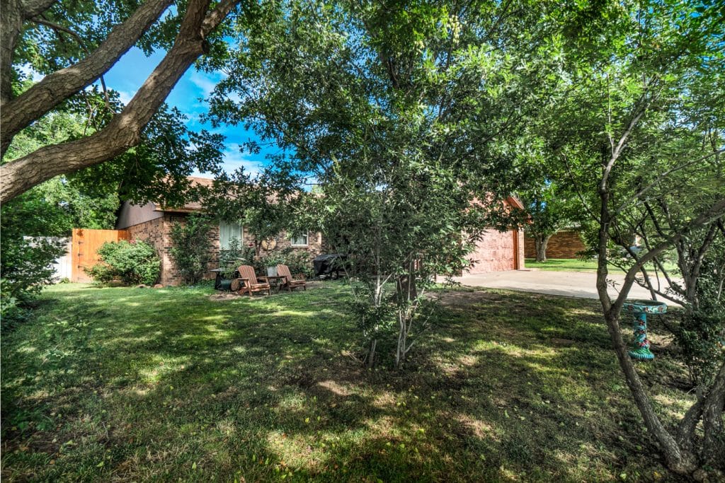 8204 Indian Trail, Amarillo, TX 79110 image 2