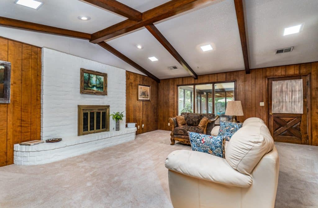 216 Comanche Trail, Tulia TX 79088 image 3