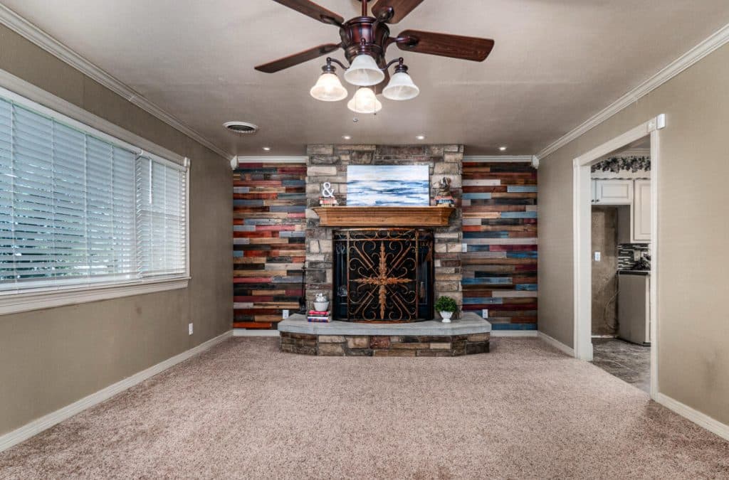 512 N Dallas Ave Tulia TX 79088 image 2