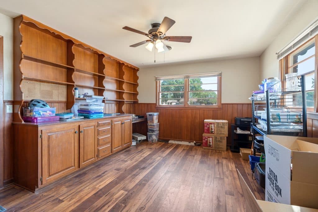 700 W Cleveland St Dimmitt TX 79027 image 3