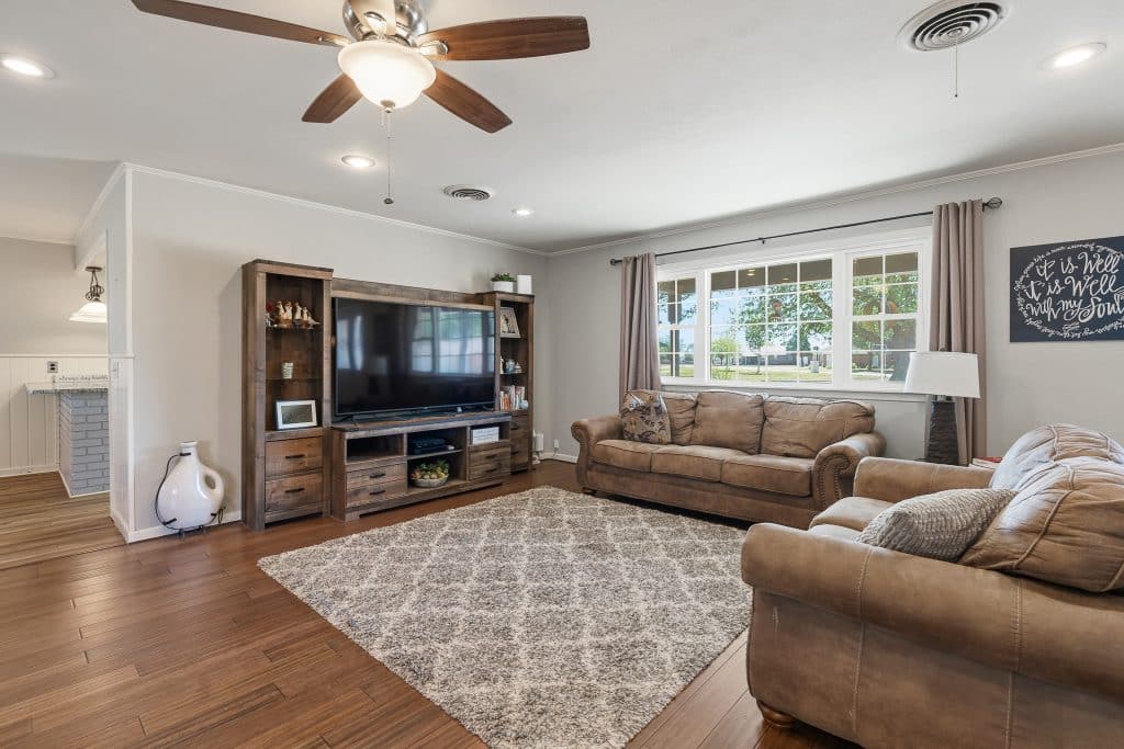 700 W Cleveland St Dimmitt TX 79027 image 5