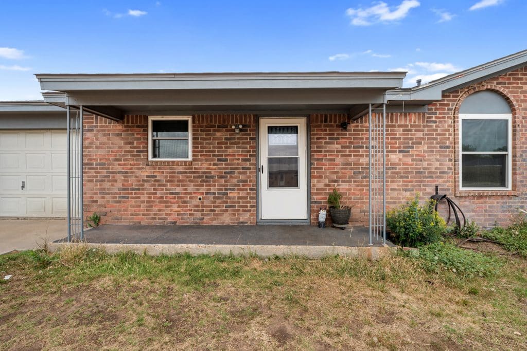 124 NW 12th St Dimmitt TX 79027 image 5