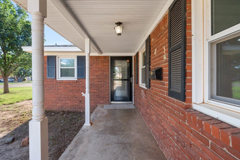 609 W Cleveland St Dimmitt TX 79027 image 4
